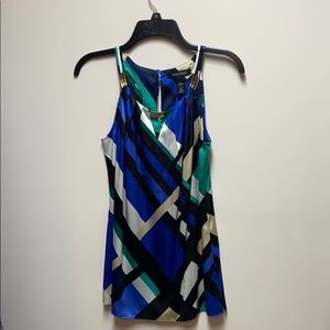 White house black market Silk stretch like new top